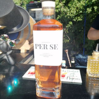 Mitäpä tästä suomalainen sanoisi? Beaky Basterd -baari (jonka kojulla tämä on kuvattu) avataan ihan lähiaikoina Helsingin Katajanokalle.