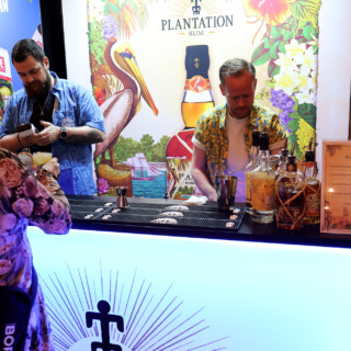 Plantationin ständillä ollut parrakas mies muisti meidän keskustelleen viime vuonna.