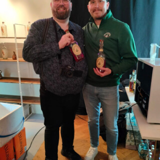 Tässä oli illan paras kohtaaminen. Michter's viskin norjalainen edustaja esitteli ja maistatti minulle neljä eri Michter's viskiä ja kertoi valmistajan tarinaa. Puhuimme aluksi englantia, mutta kun minulle selvisi hänen kansallisuus, siirryin sujuvasti ruotsiin. Ihan huipuinta oli sekin, että tapaamisemme jälkeen hän vielä etsi minut käsiinsä ojentaakseen minulle Michter's pinnin.